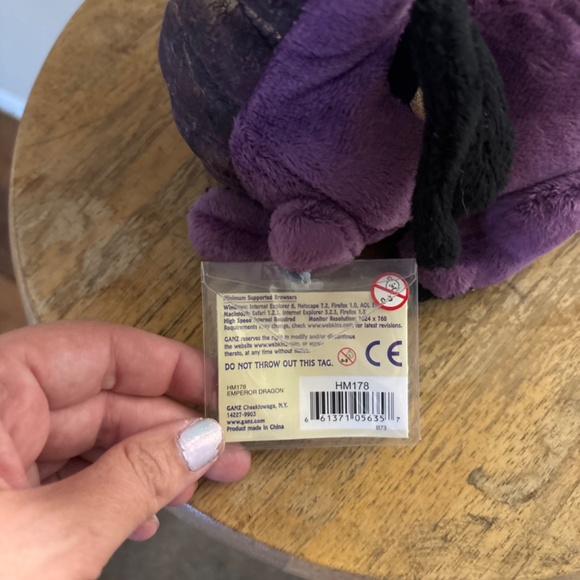 Emperor Dragon Webkins - Picture 3 of 3